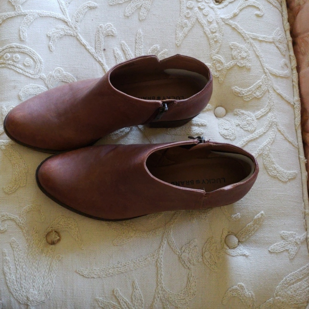 Lucky brand brown ankle shoes 7.5